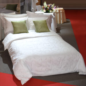 Lenjerie pat Satin Jaquard Paris Alb