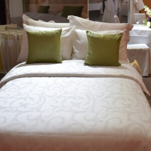 Lenjerie pat Satin Jaquard Paris Alb