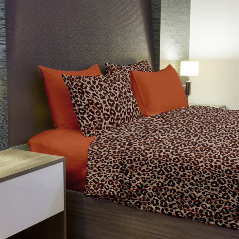 Lenjerie pat Renforce desen Leo & crem Vanilla