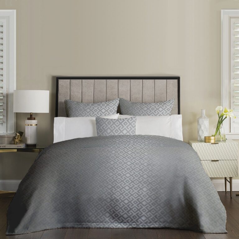 Cuvertura de pat cu 2 perne decor, Pique Anderson 01